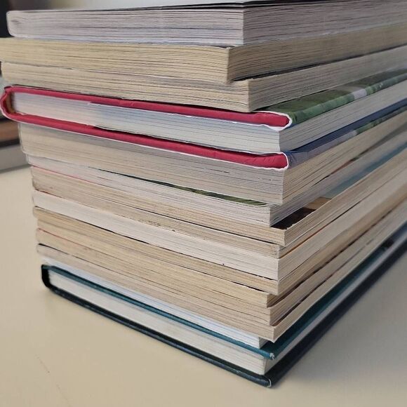 Lot of 15 Magic Tree House books. Mixture of series, pre-owned condition 1 ex-li - Picture 2 of 7